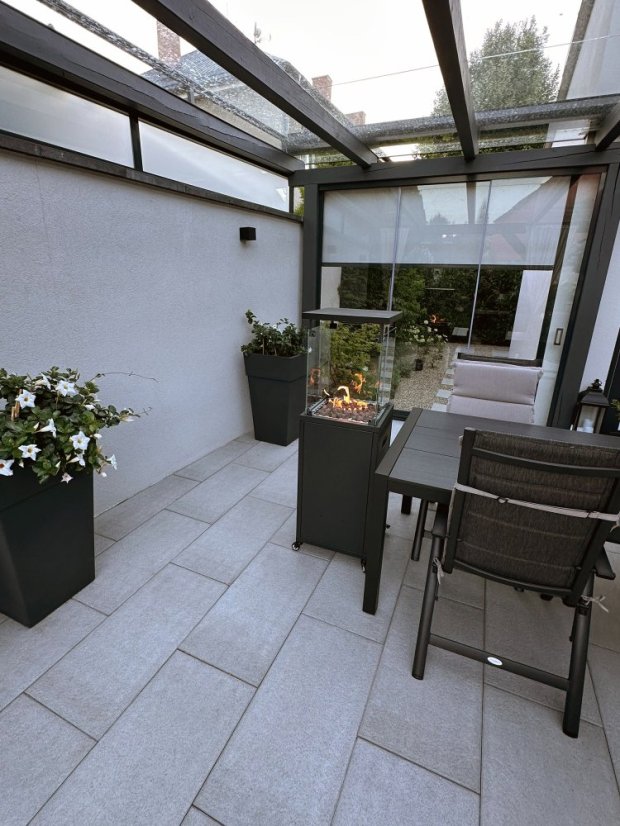 ALDOTRADE terasový plynový ohrievač BISTRO 136cm čierny