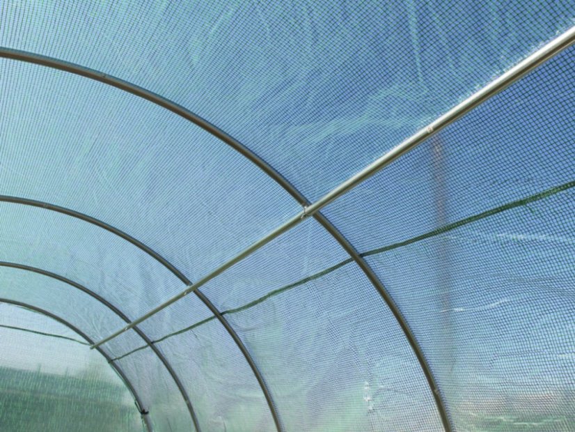 Záhradný fóliovník s pevnými dverami, 4x2,5x2m