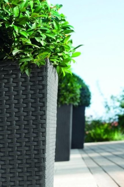 ALDOTRADE Kvetináč Rattan Planter S 23,6l hnedý