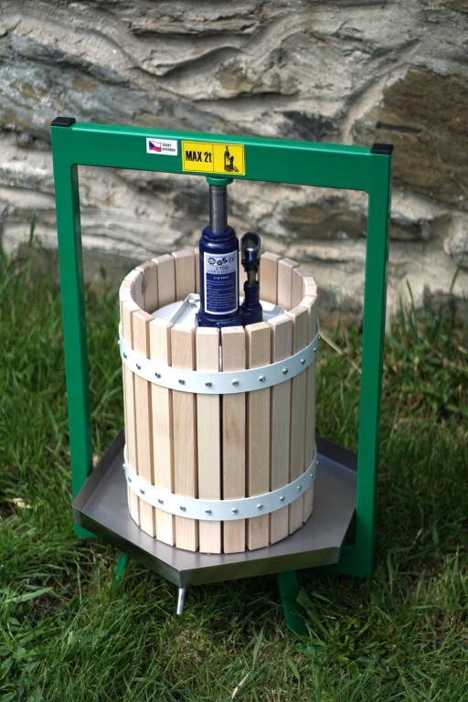 TIP Lis na ovoce hydraulický 12l - Názov varianty: Plastová výlevka