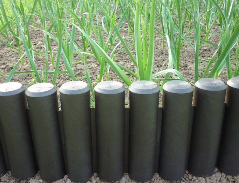 ALDOTRADE Záhradná palisáda lem trávnika Maxi 2m - Názov varianty: Teracota