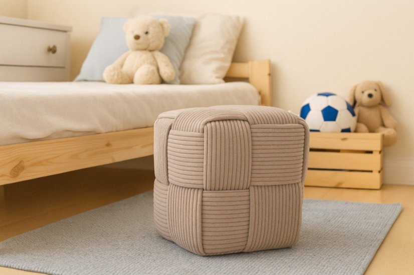 Pletená pufa kostka 40x40x40 cm, sivá