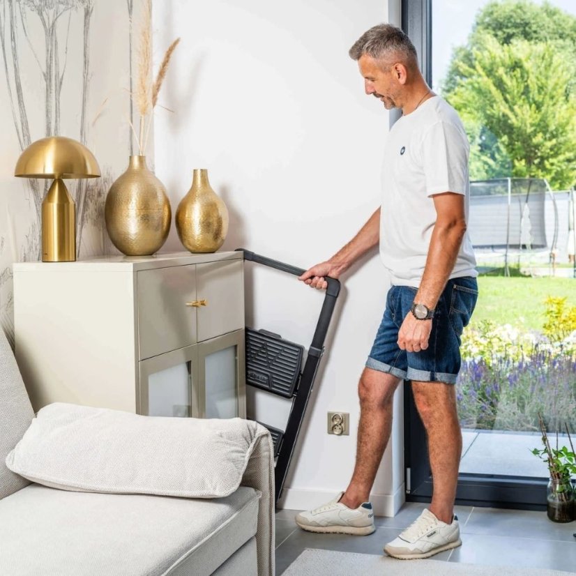 Schodíky jednostranné SLIM 2, čierne, nosnosť 150kg